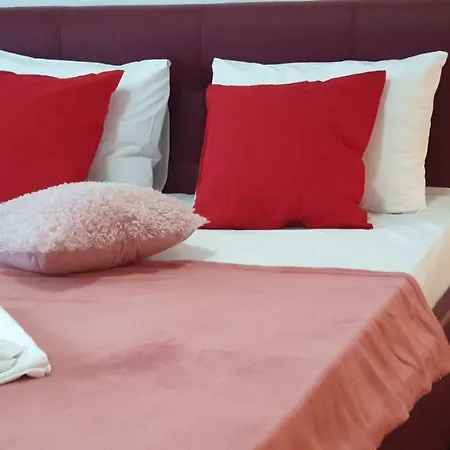 Divan Apartment