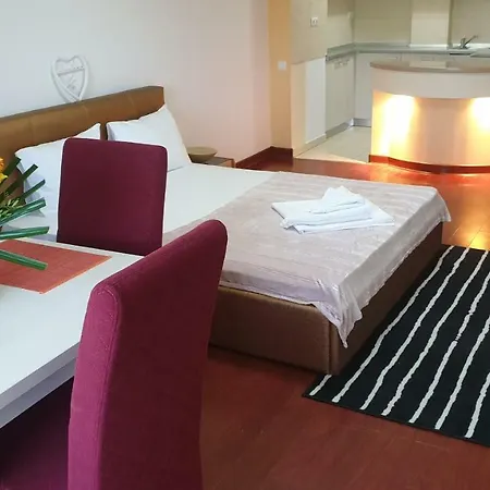 Divan * Bucharest