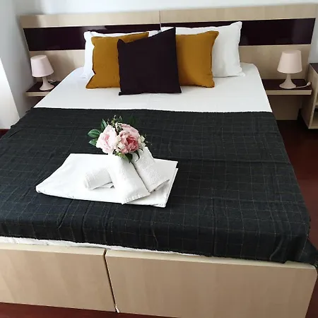 Divan Apartament *